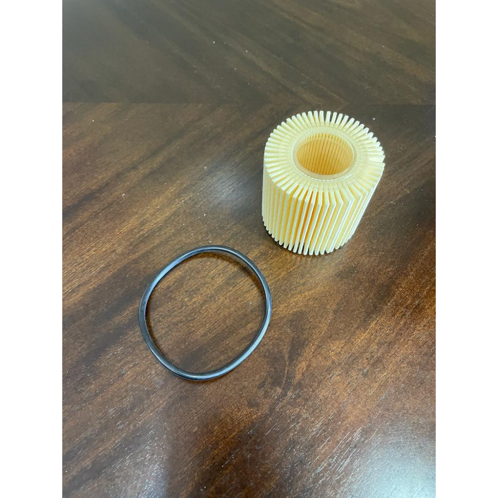 Pack of 2 Oil Filter Element Compatible with Toyota 04152-YZZA6, SHS-YZZA6